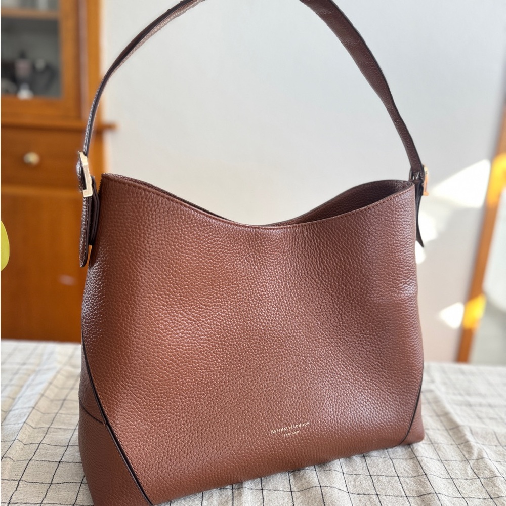 Brown Leather Hobo Bag with Slouchy Silhouette